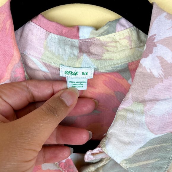aerie Hibiscus Pastel Button Down Camp Shirt M - Picture 4 of 9